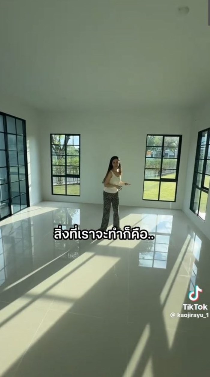 วี วิโอเลต, เก้า จิรายุ