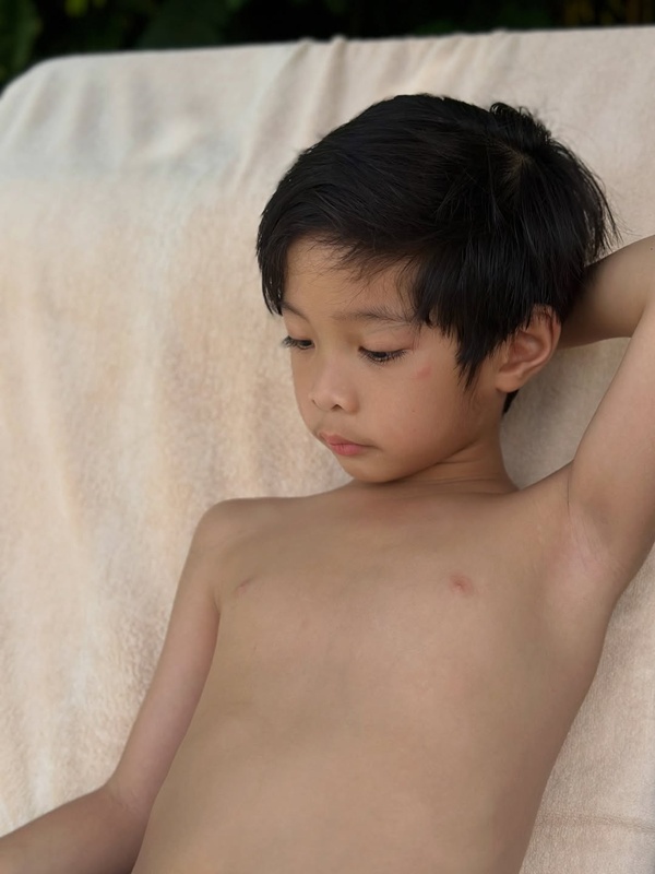 น้องสายน้ำ ลูกชายเอมมี่ มรกต