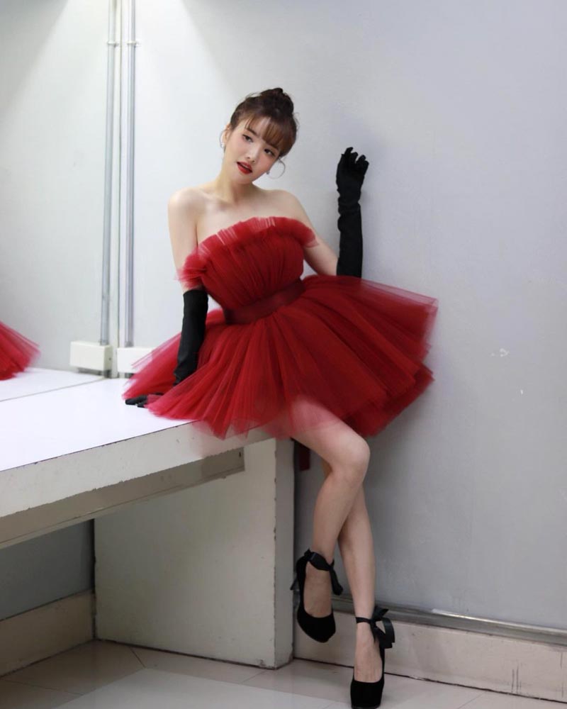 แกรนด์ เดอะสตาร์