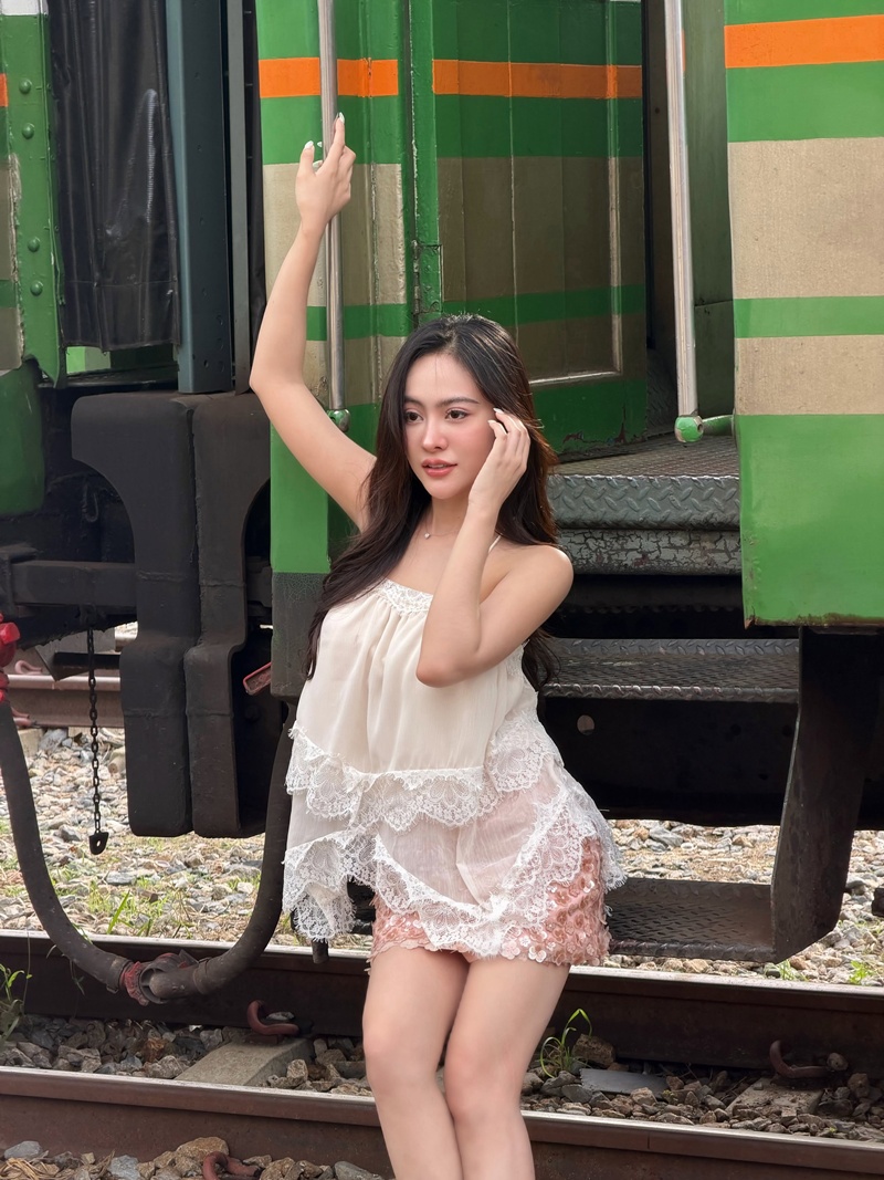 เจน เกสรา แฟนใหม่ลุงขิง