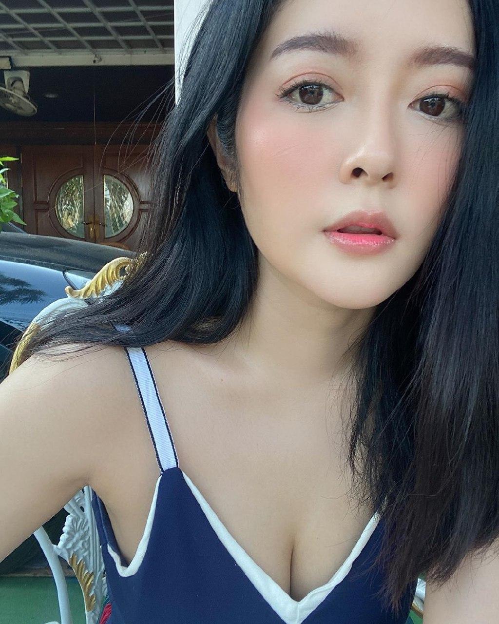 แก้มบุ๋ม ปรียาดา