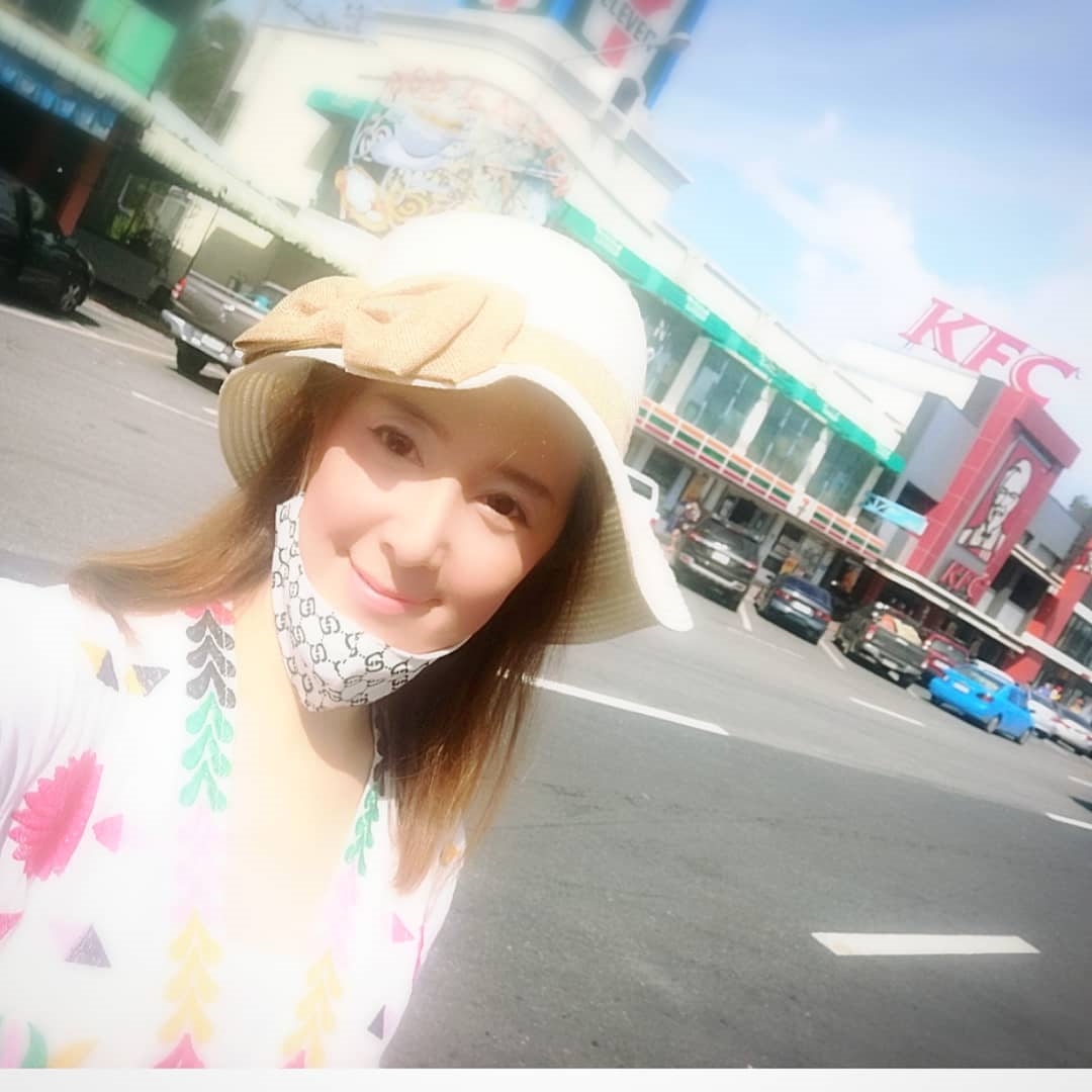 ต่าย สายธาร