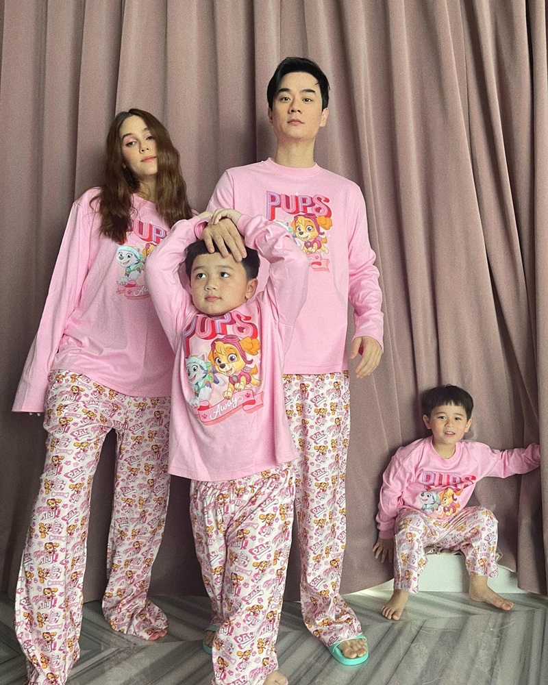 ชมพู่ อารยา