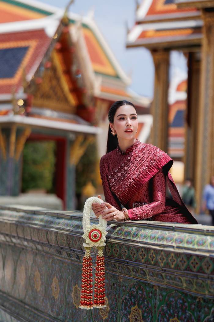 กรณ์ ทำบุญวันเกิด 48 ปี