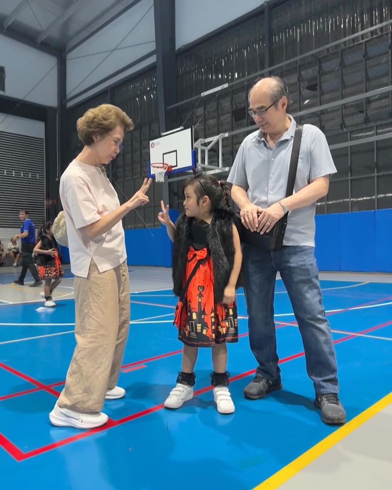 ดวงดาว จารุจินดา หน่อง พลากร 