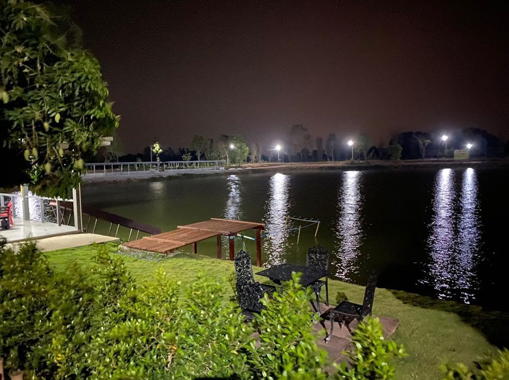 บอล ภราดร