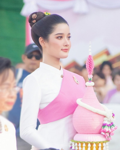 กานต์ ชนนิกานต์ ประวัติสาวงาม