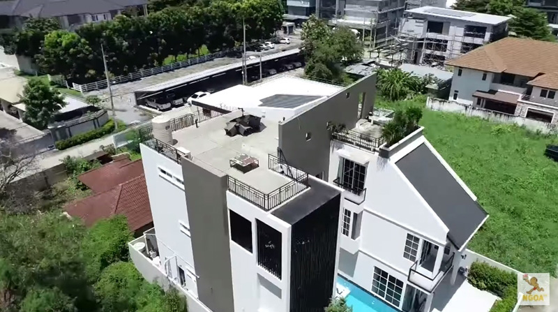 บ้านแจ๊ส ชวนชื่น