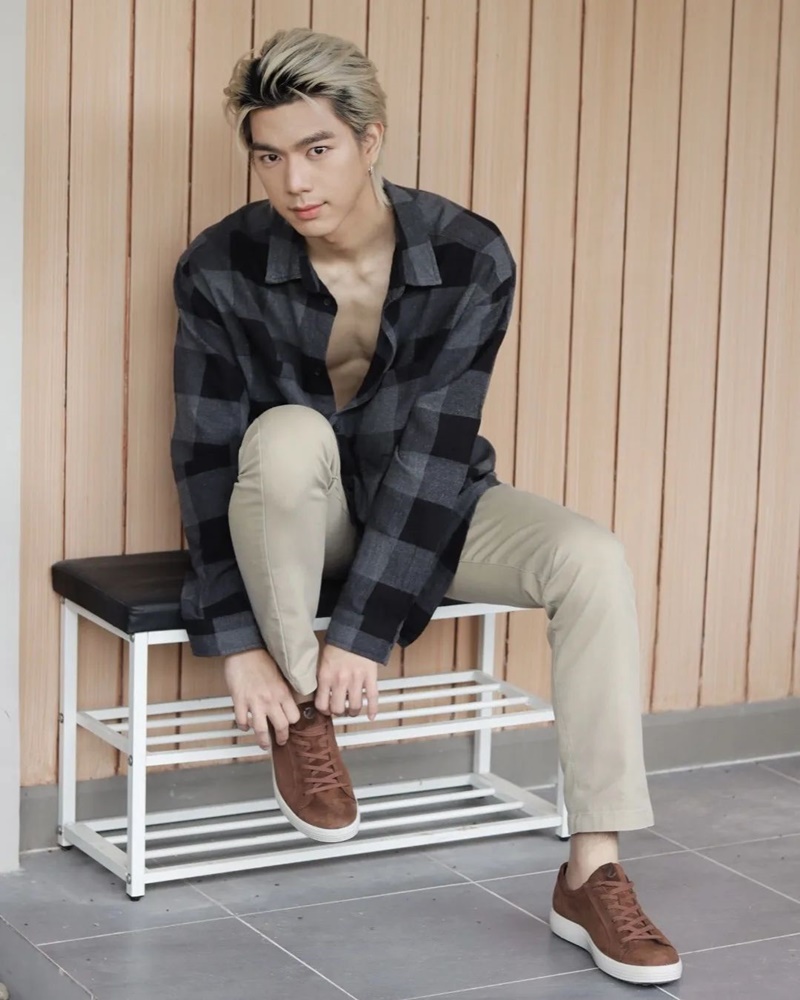 ไบร์ท นรภัทร