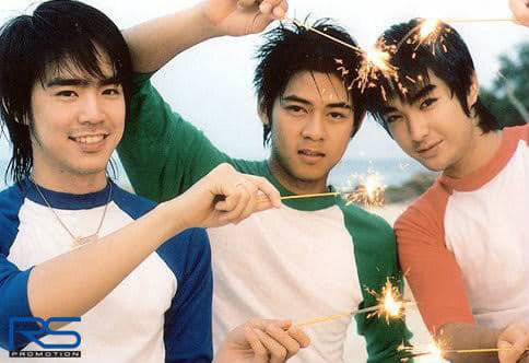 บิ๊ก D2B ประวัติ