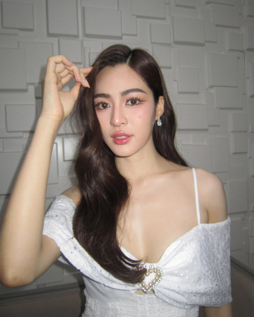 หลิงหลิง ศิริลักษณ์ พัฒนาการความสวย