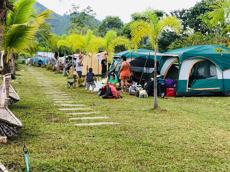 ลานกางเต็นท์
