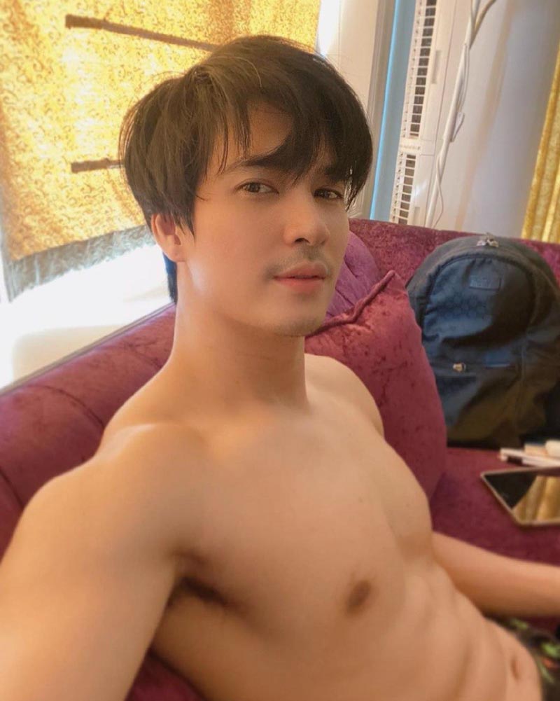 ดาราไว้หนวด