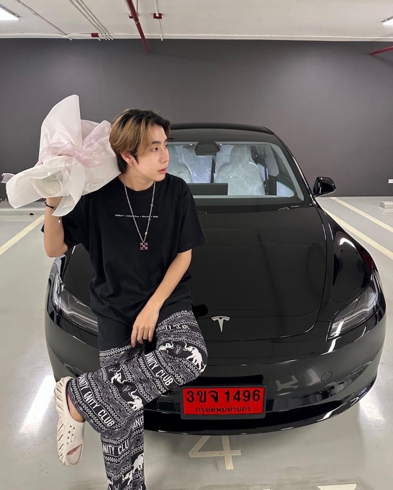 ไปร์ท เนติเจน ประวัติยูทูบเบอร์และครีเอเตอร์หนุ่มตี๋มากไอเดีย