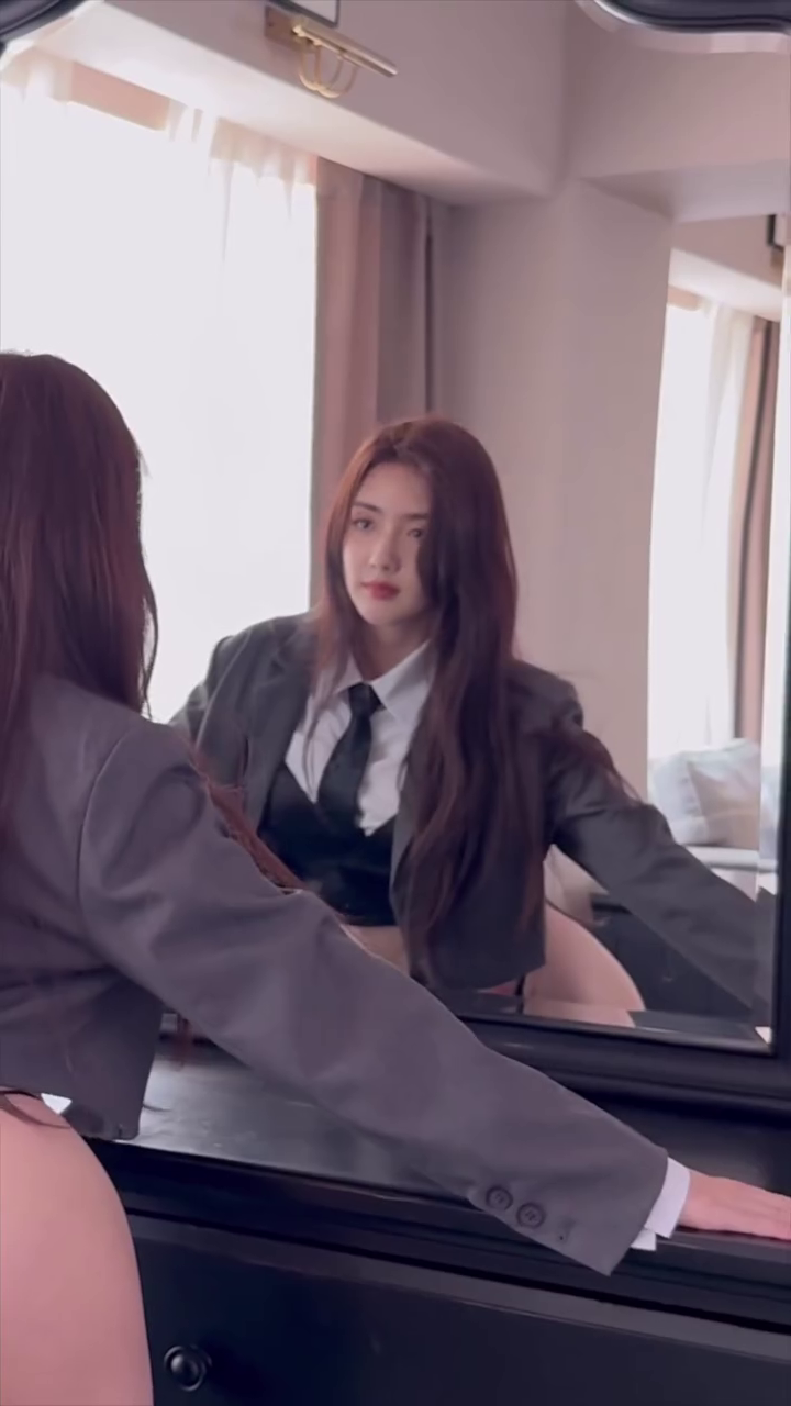 เบียร์ เดอะวอยซ์ Photobook