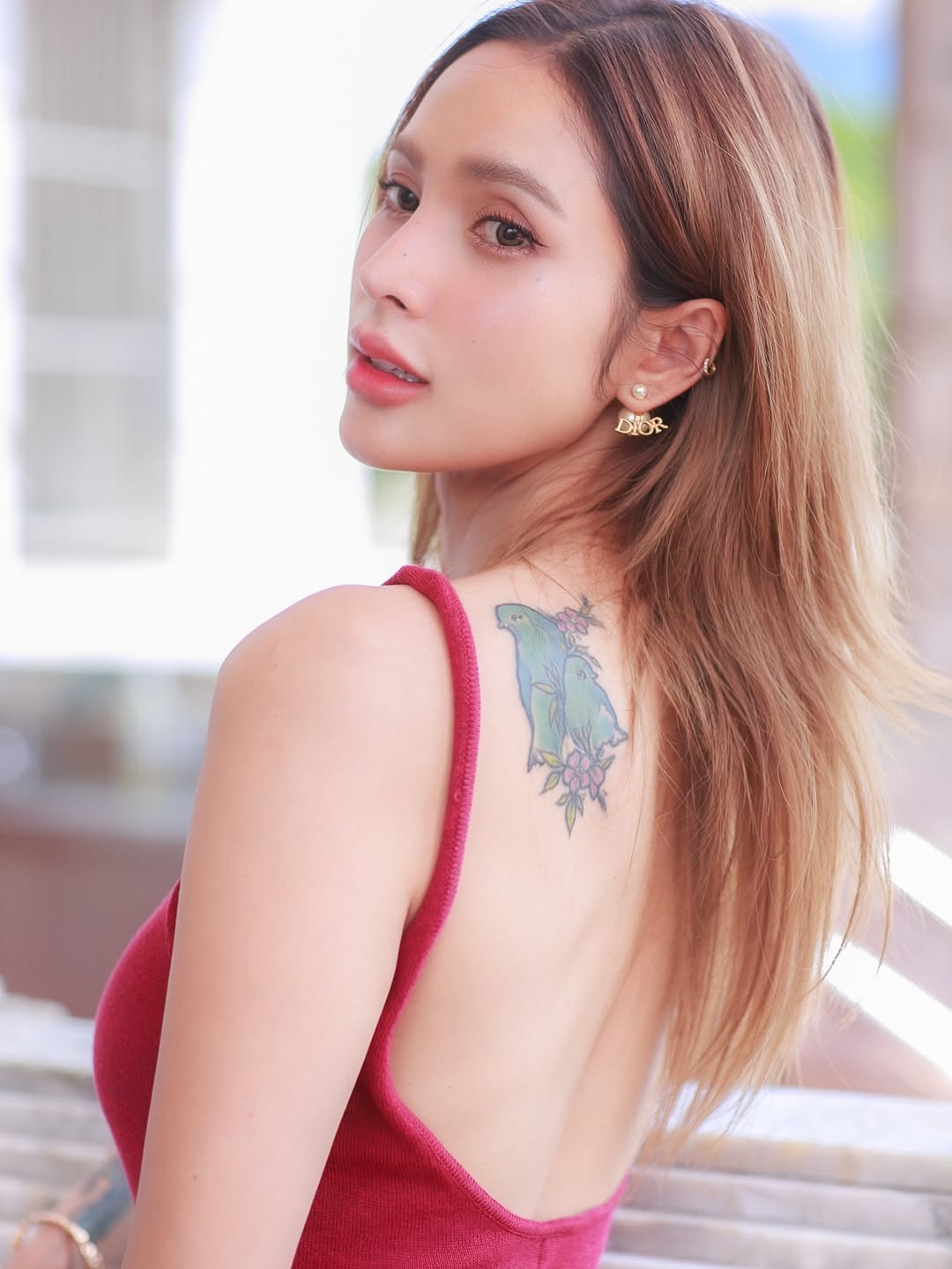 อุ้ม ลักขณา อวดวันพีซสุดโซะ ทริปพัทยาร้อนฉ่า