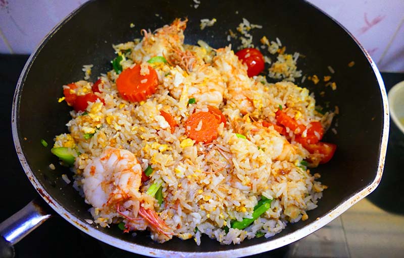 ข้าวผัดกุ้ง 