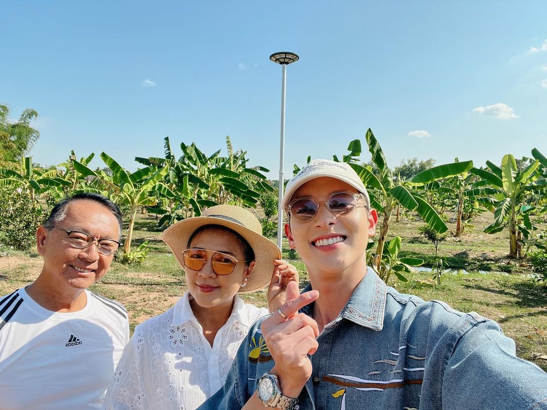 เจมส์ จิรายุ