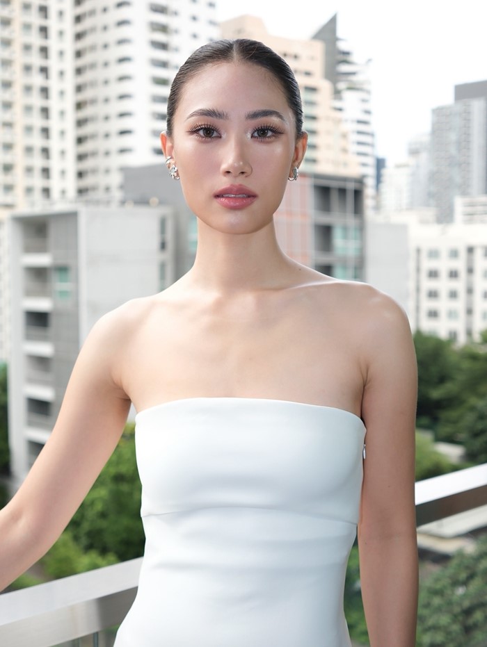 เพลง ชนม์ทิดา อวดลุคเรียบหรู แต่ออร่าจับ