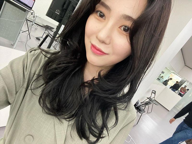 มินอา AOA