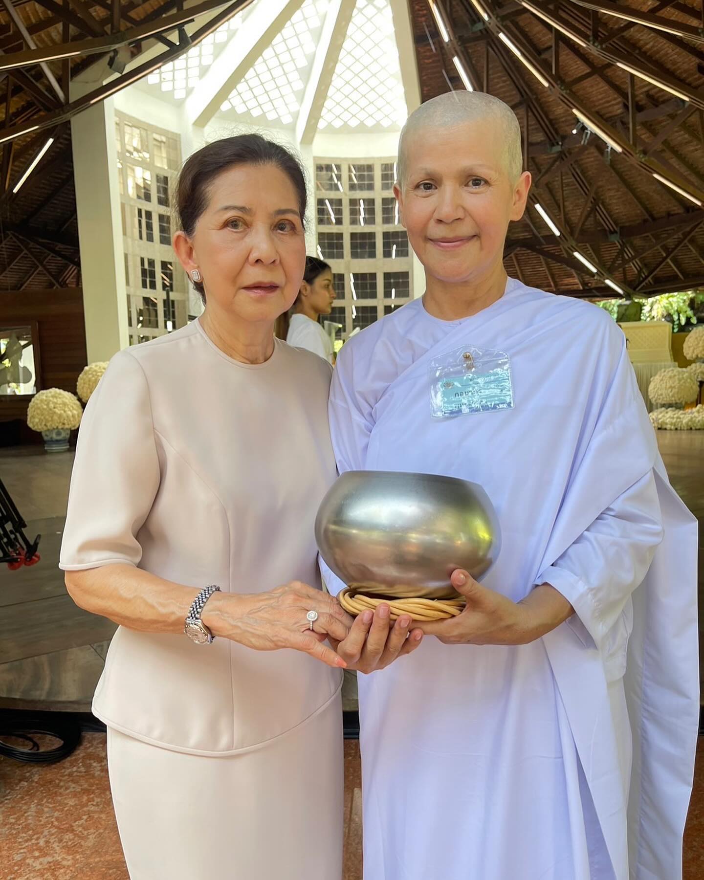 นก จริยา