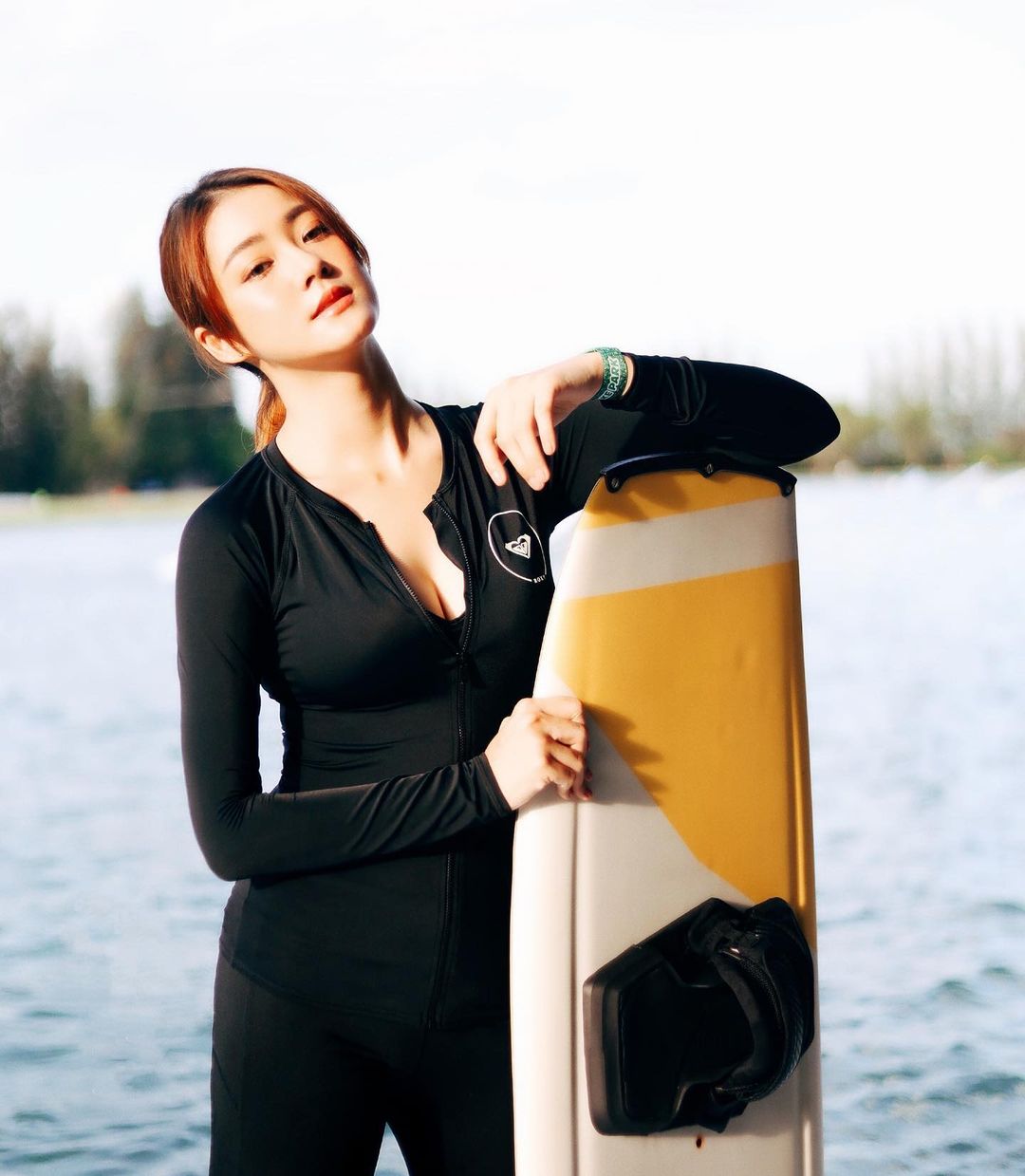 น้ำตาล ทิพนารี