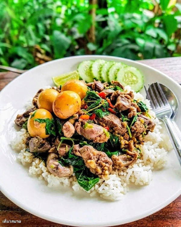 ผัดกะเพราพวงไข่อ่อน เมนูผัดกะเพรา อาหารไทย สูตรอาหาร