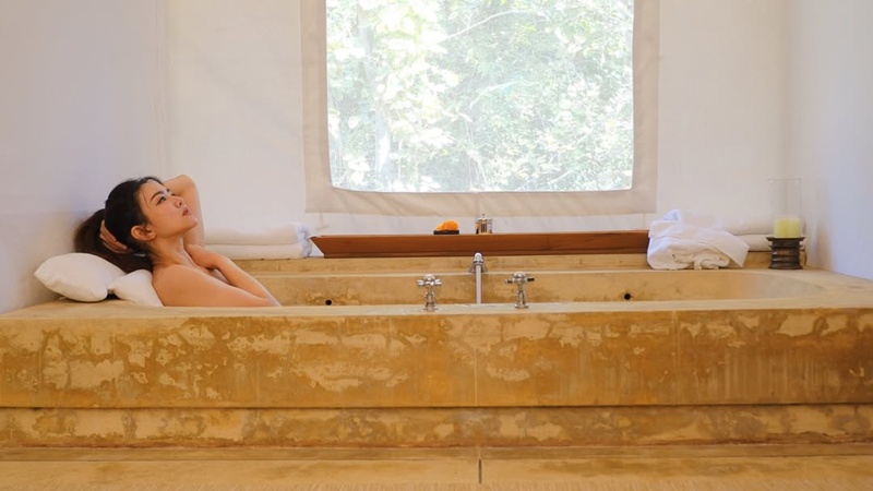 แนนนี่ เกิร์ลลี่ เบอร์รี่