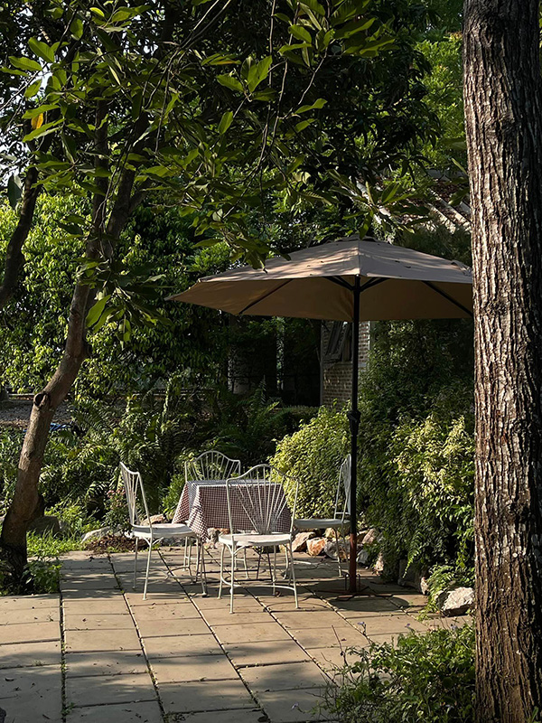 นิยายบ้านสวน บรรยากาศ