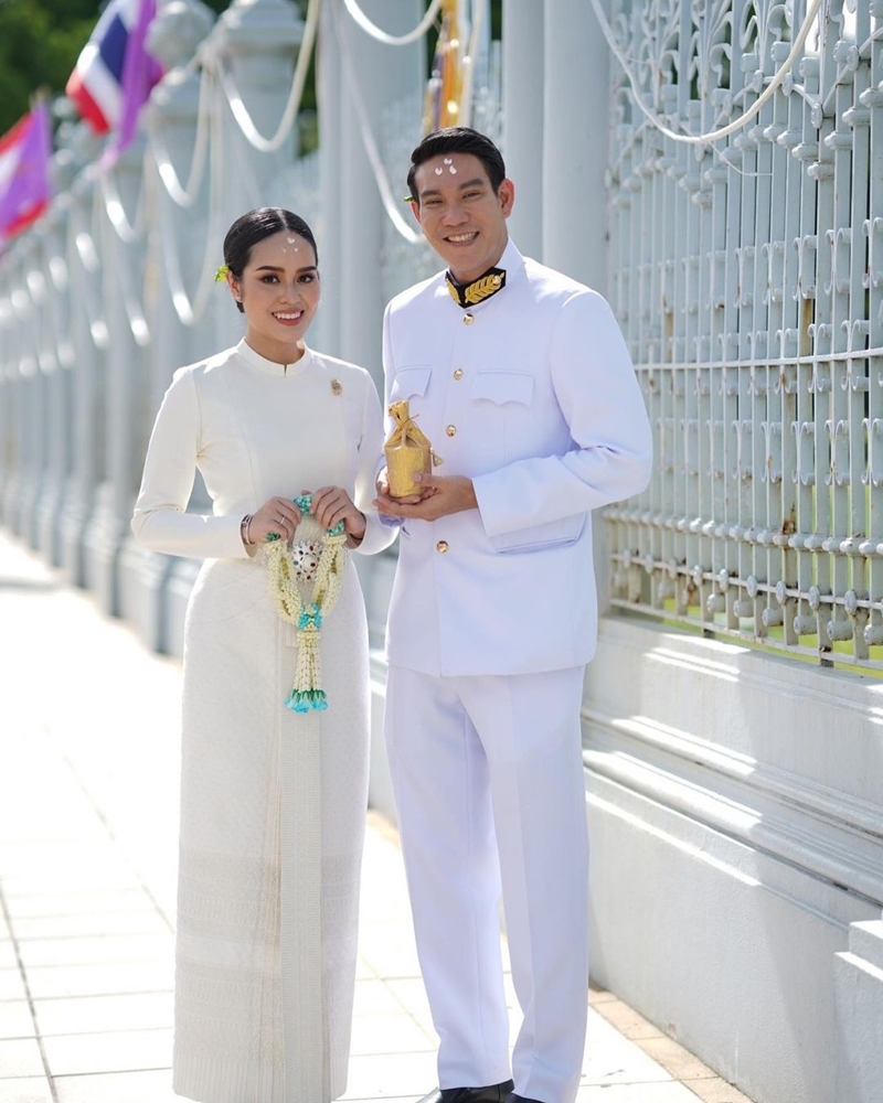 ออม ทายาททิฟฟี่ ดีเจอิฐ รับพระราชทานน้ำสังข์ กรมสมเด็จพระเทพฯ