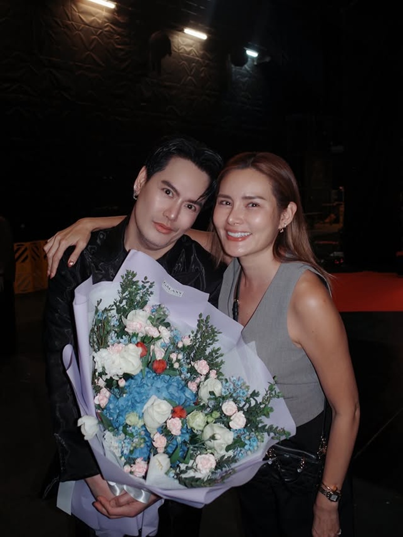 อ๊อฟ ปองศักดิ์ หญิง รฐา 
