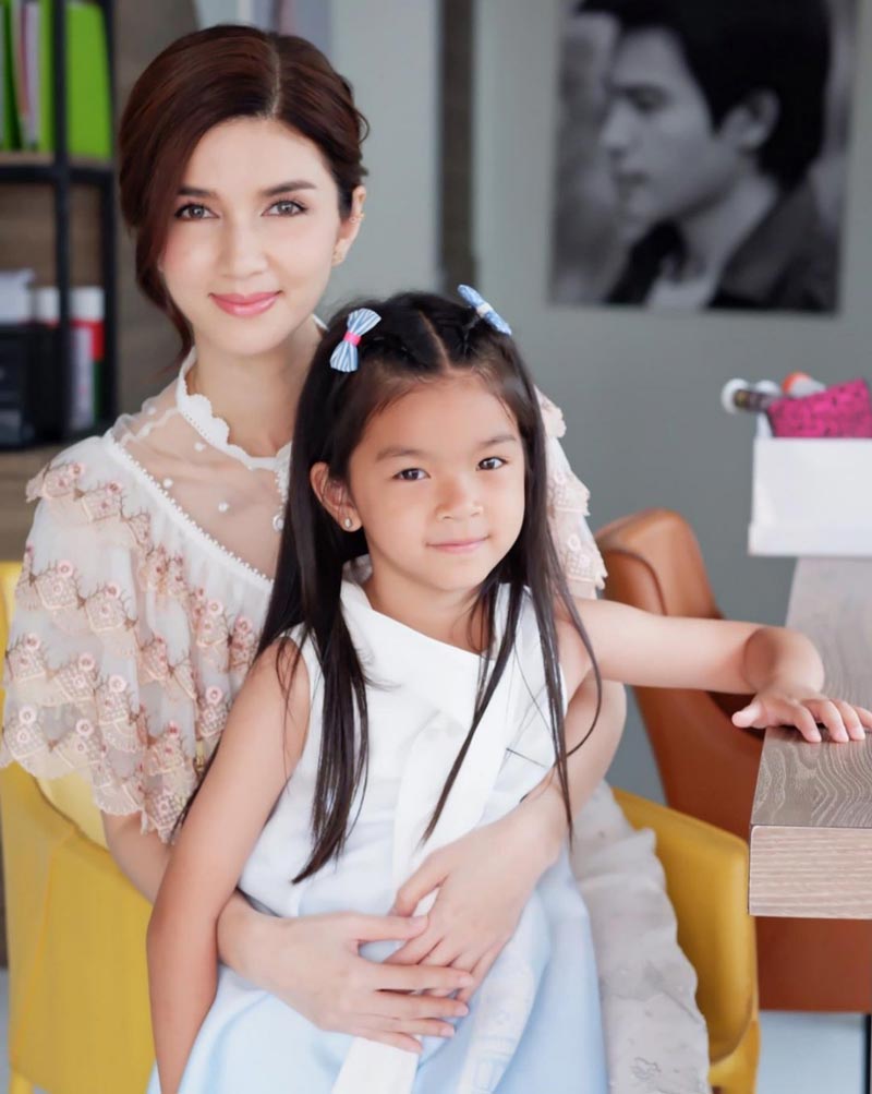 โบว์ แวนด้า