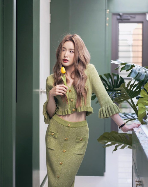 มายด์ ลภัสลัล แต่งตัวลุคคุณหนู