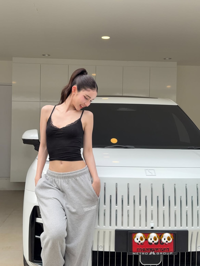 โยชิ รินรดา