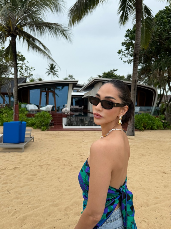 พลอย เฌอมาลย์ ลงคลิปหนุ่มคนดังตามจีบ