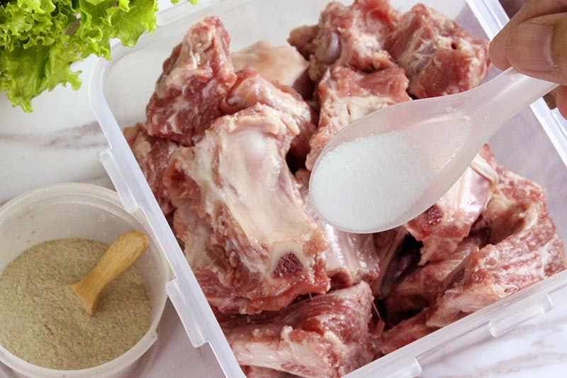 ซี่โครงหมูทอดนมสด
