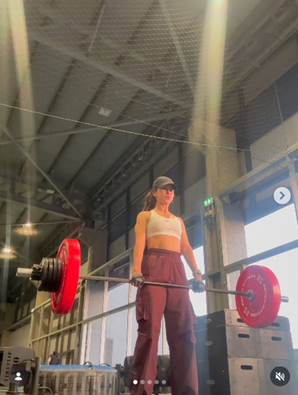 แอน ทองประสม อวดภาพวิ่งกับ เจมส์ จิรายุ