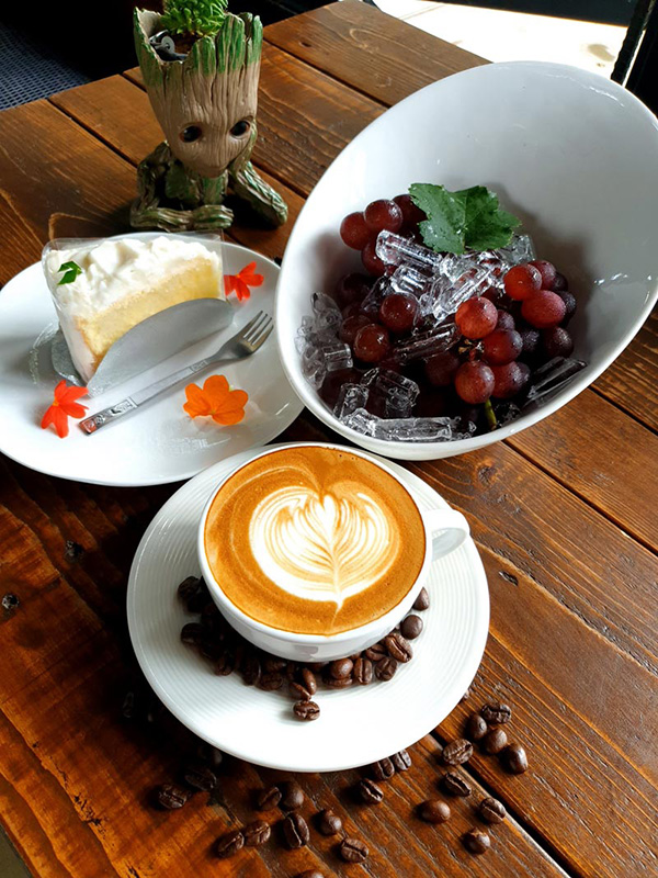 ร้านกาแฟในดอยสะเก็ด