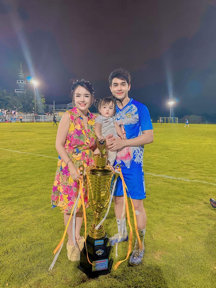 ยิว ฉัตรมงคล