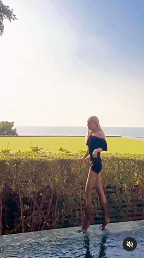 พี่เอ ศุภชัย ปล่อยคลิปแซ่บเดินสับริมสระ ขาเรียวยาว จน อั้ม พัชราภา ยังแซว  