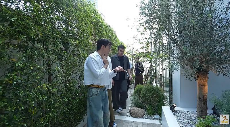 บ้านเขื่อน ภัทรดนัย