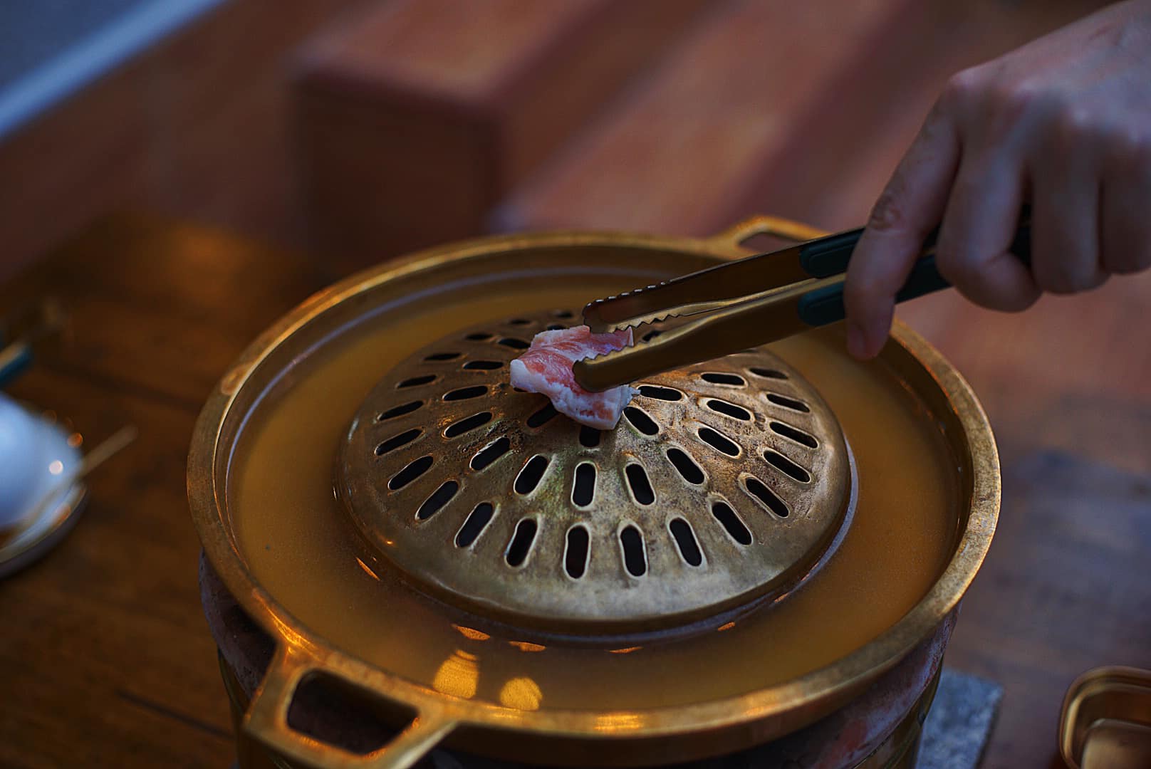 ไม่ว่าง ย่างอยู่