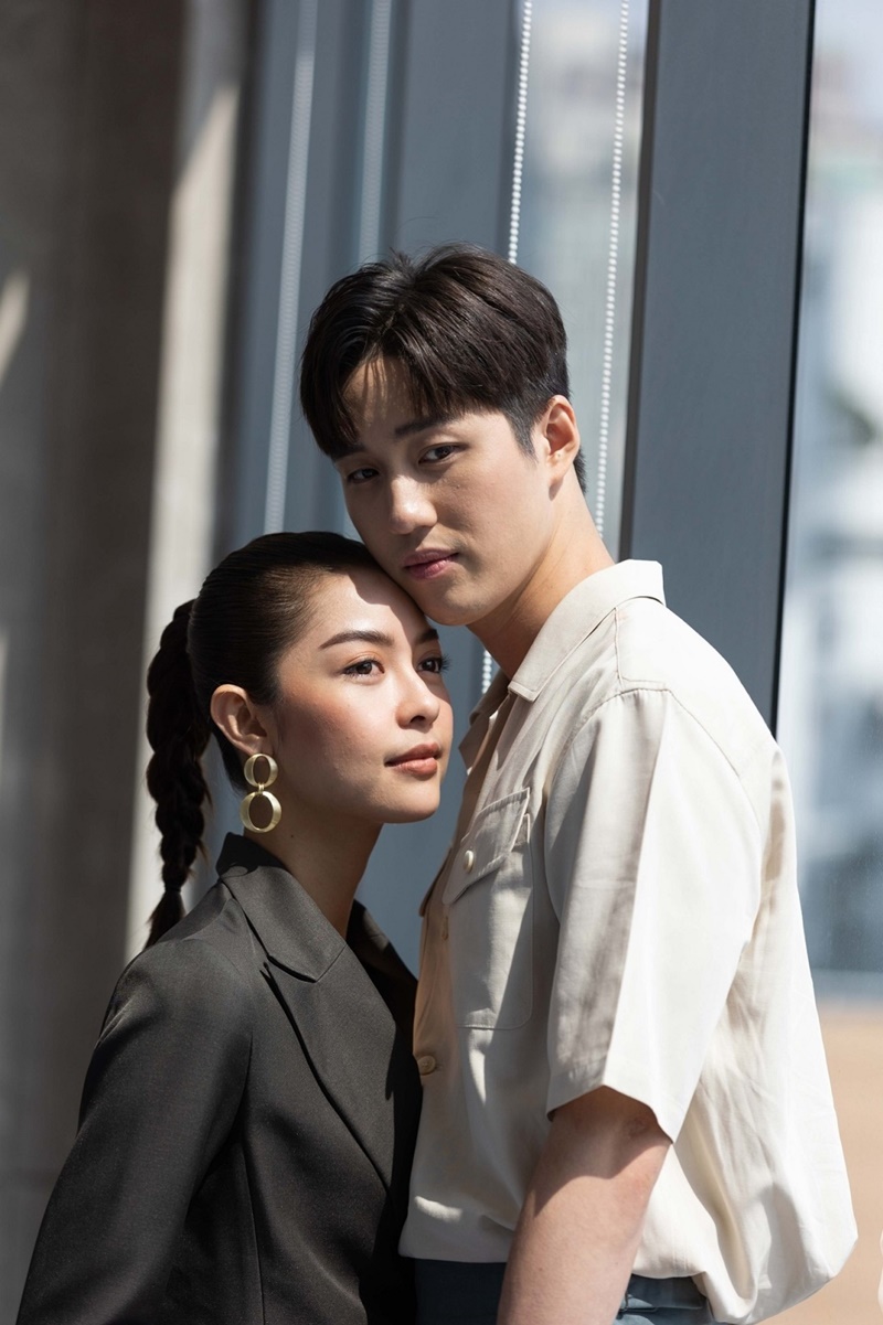 ใต้หล้า