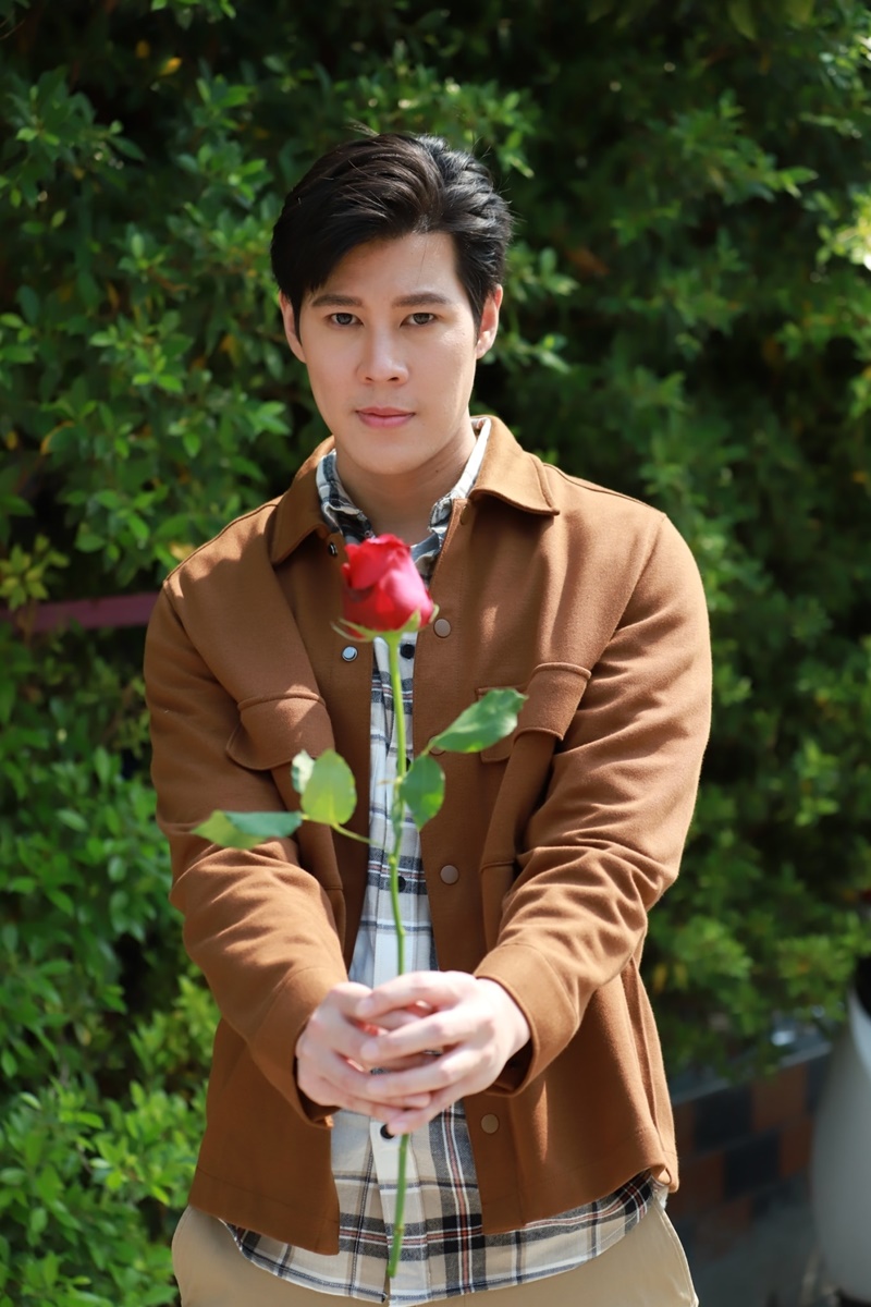 พยัคฆ์ร้ายนายกุหลาบ