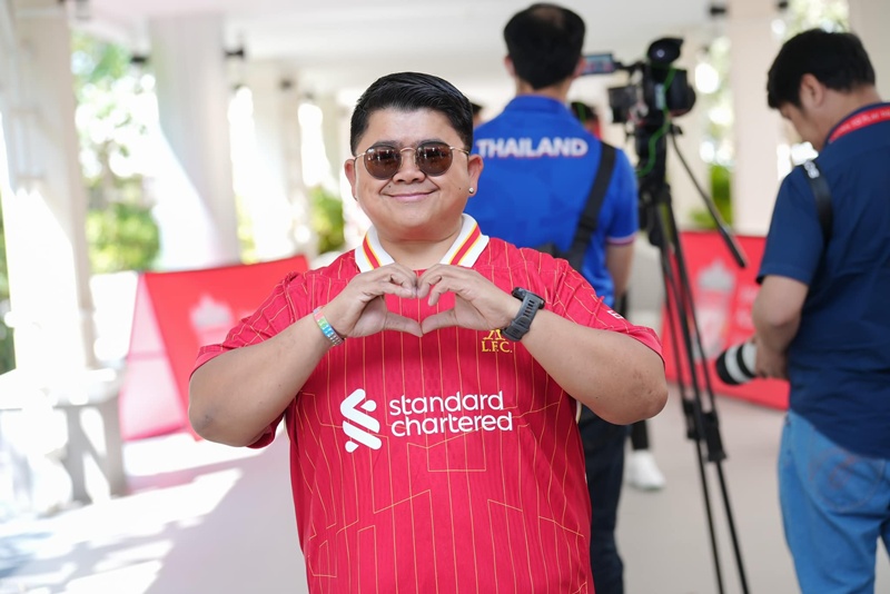 โก๊ะตี๋ อารามบอย ลงคลิปคู่สาวสวย หวานกันไม่เบา