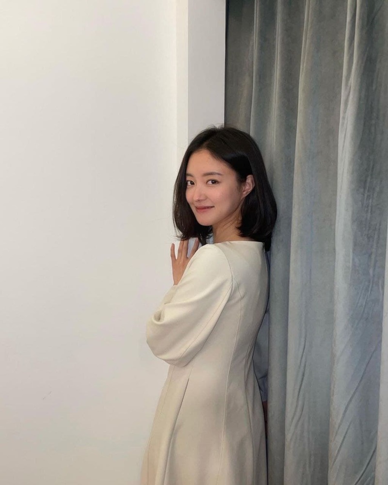 อีเซยอง lee se young