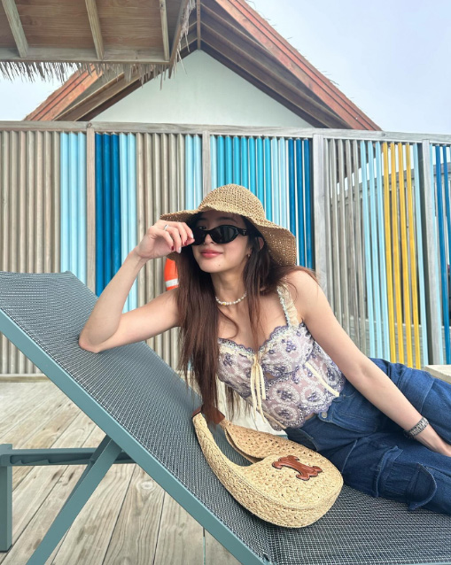 มายด์ ลภัสลัล ชุดไปทะเลผู้หญิง