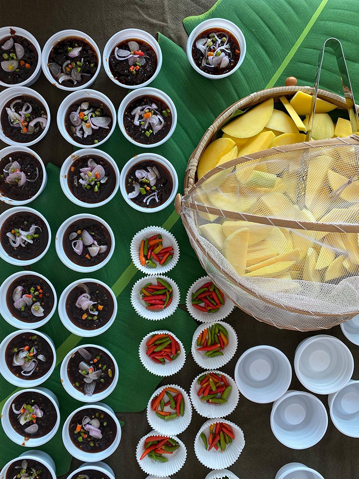 ร้านมะม่วงน้ำปลาหวาน