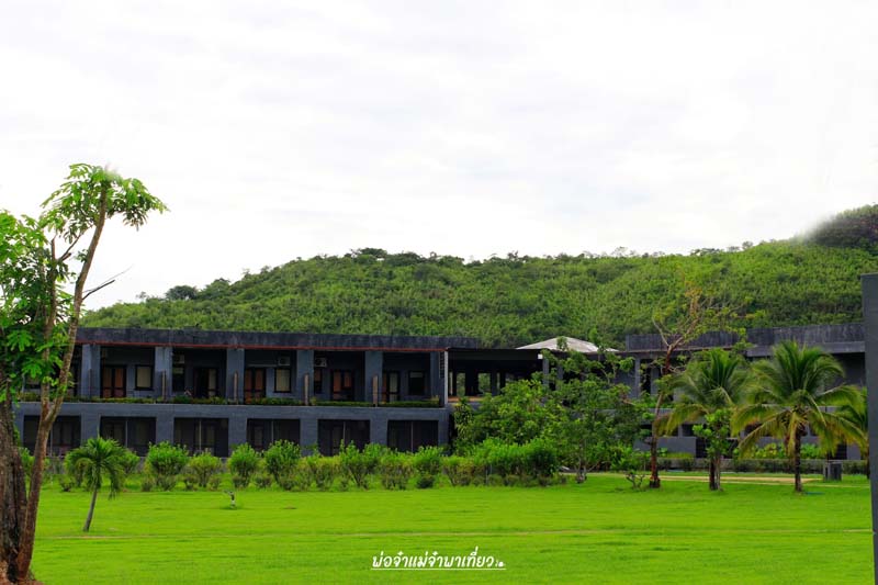 โรงแรมอวตาร มิราเคิลส์  