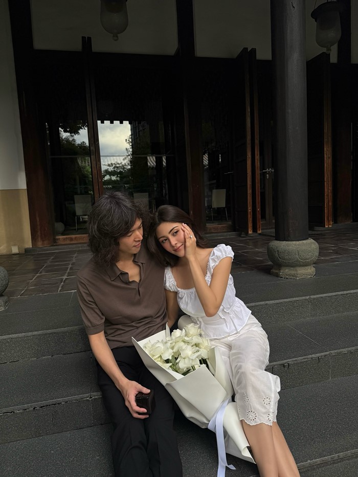 มิลลี่ คามิลล่า ถูก ระฟ้า ลูกชายอากู๋ ขอแต่งงาน 